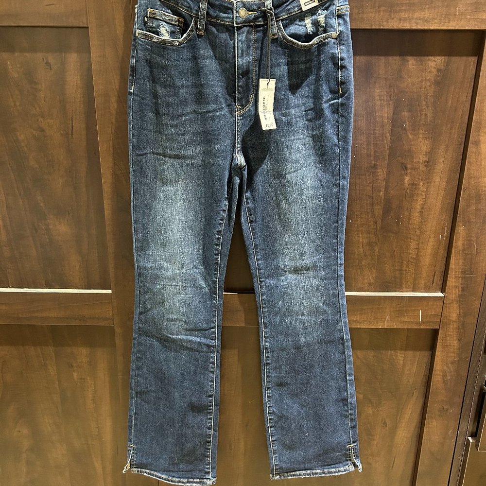 NWT Judy Blue Lightly Distressed on Pockets Slim Boot Cut w/ Slits Size 9/29